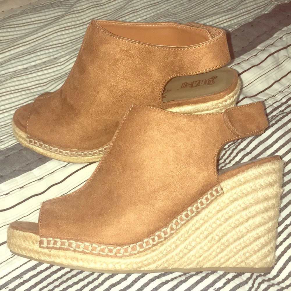 Cognac platform wedge sandals size 8.5